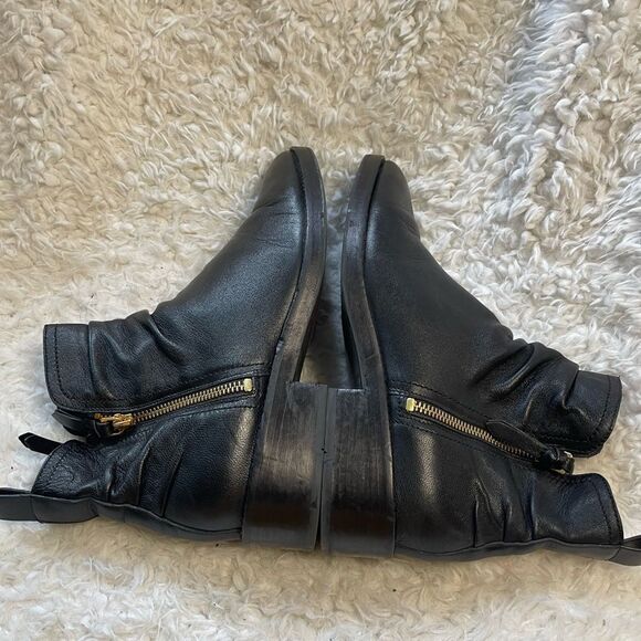 Cole Haan Grand 360 Harrington leather black Slouch Ankle Boot SZ9.5B - Picture 6 of 9